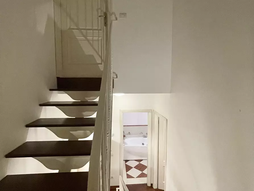 Immagine 34 di Porzione di casa in vendita  a Seravezza