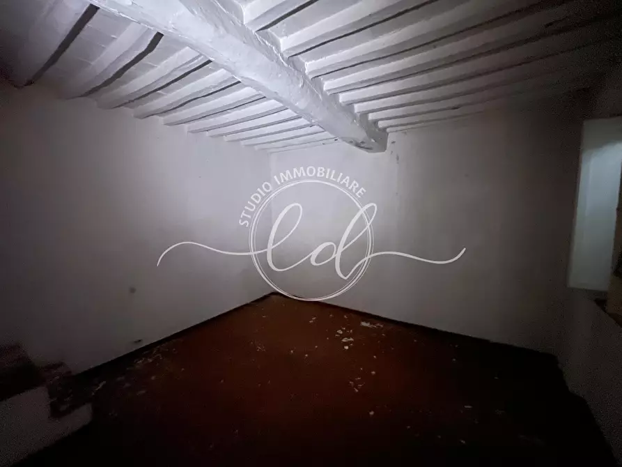 Immagine 14 di Casa semindipendente in vendita  a Camaiore