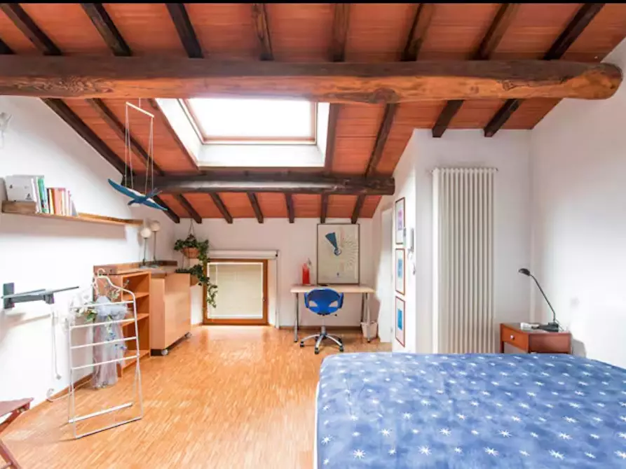 Immagine 19 di Appartamento in affitto  a Pietrasanta