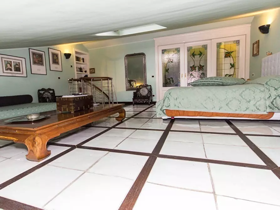 Immagine 14 di Appartamento in vendita  a Pietrasanta