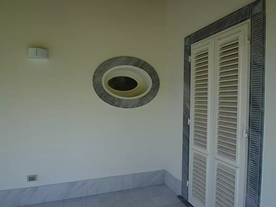 Immagine 112 di Villa in vendita  a Pietrasanta