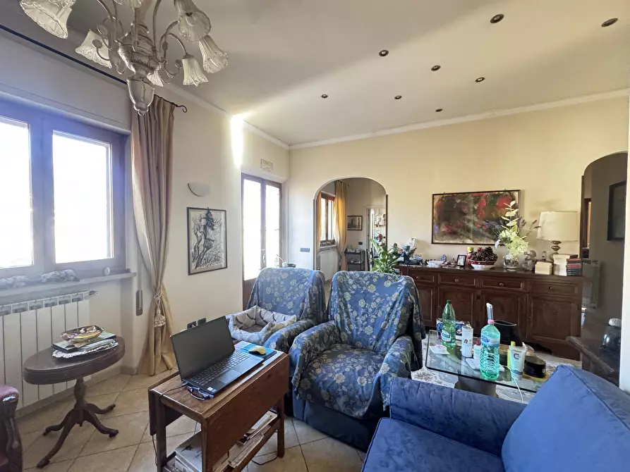 Immagine 12 di Quadrilocale in vendita  a Pietrasanta