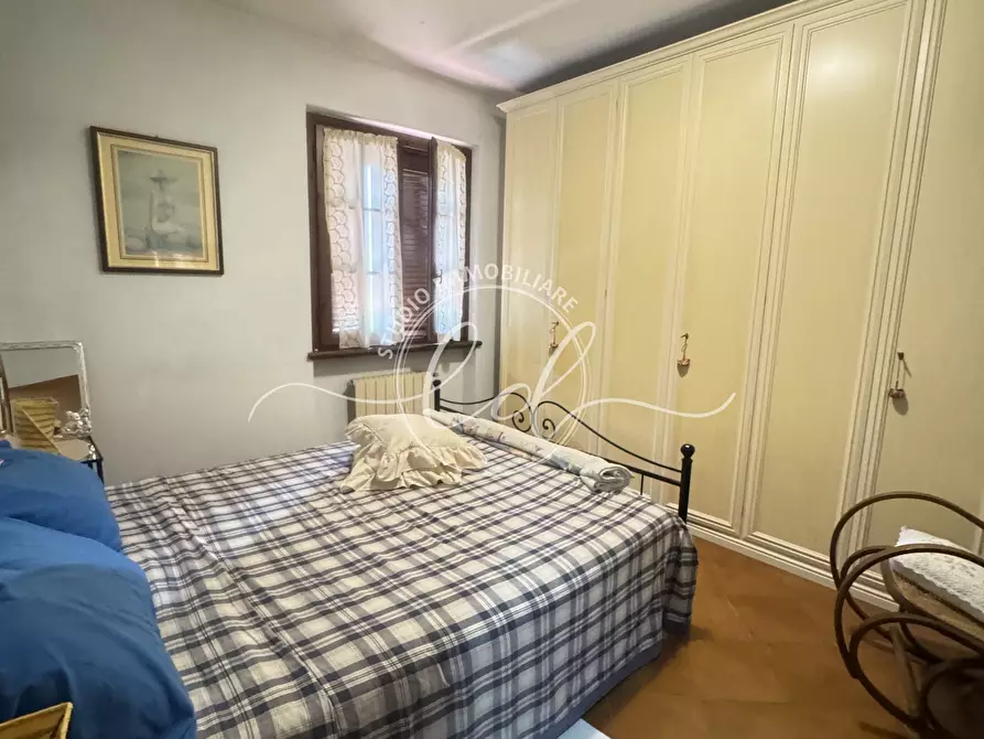 Immagine 25 di Villetta a schiera in vendita  a Seravezza