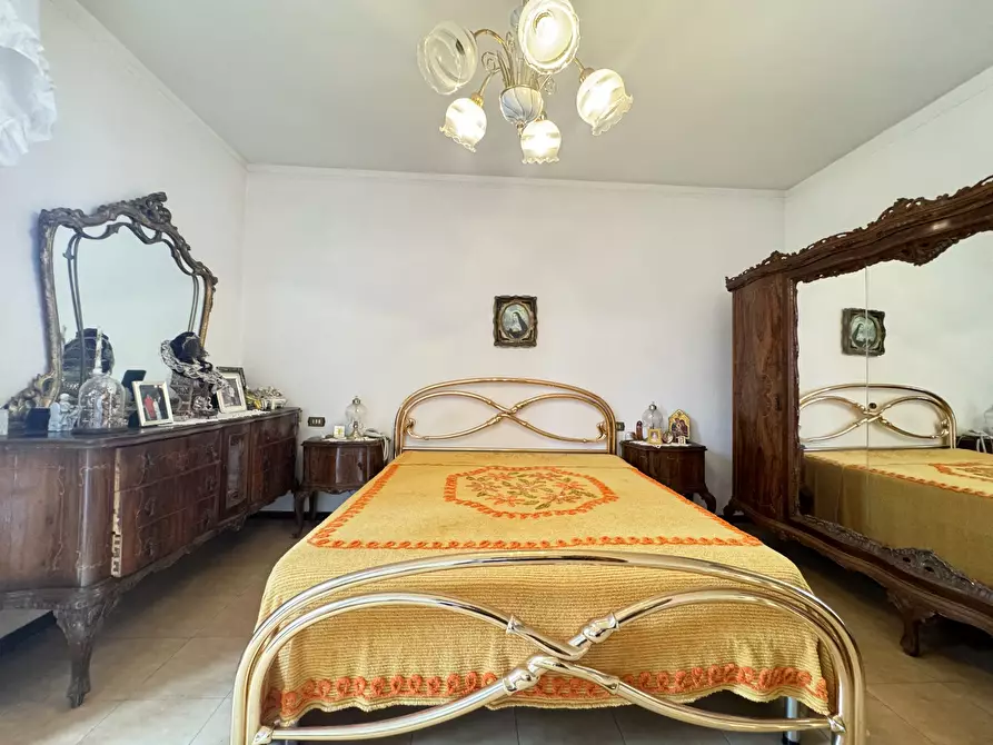 Immagine 39 di Casa indipendente in vendita  a Viareggio