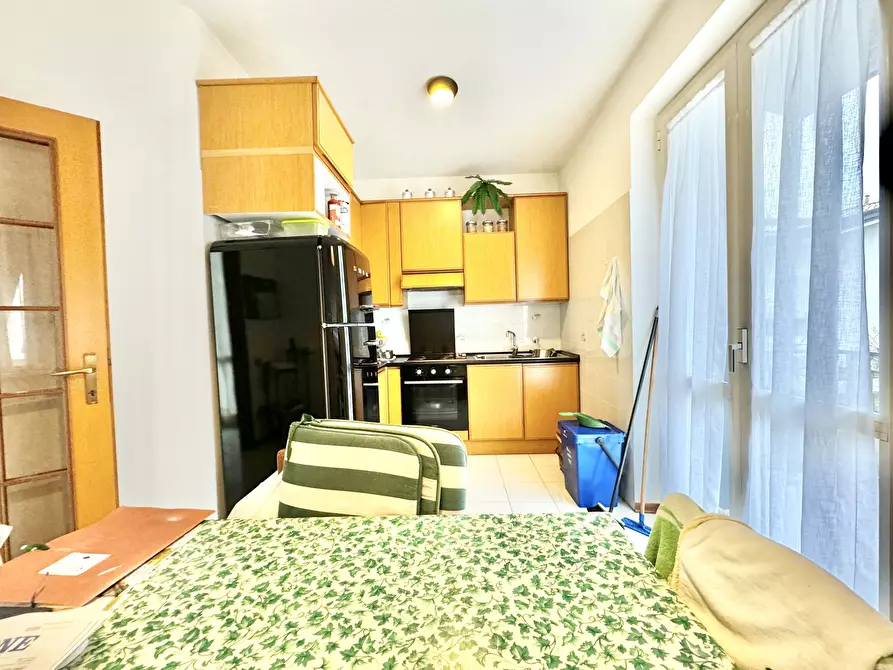 Immagine 10 di Porzione di casa in vendita  a Massa