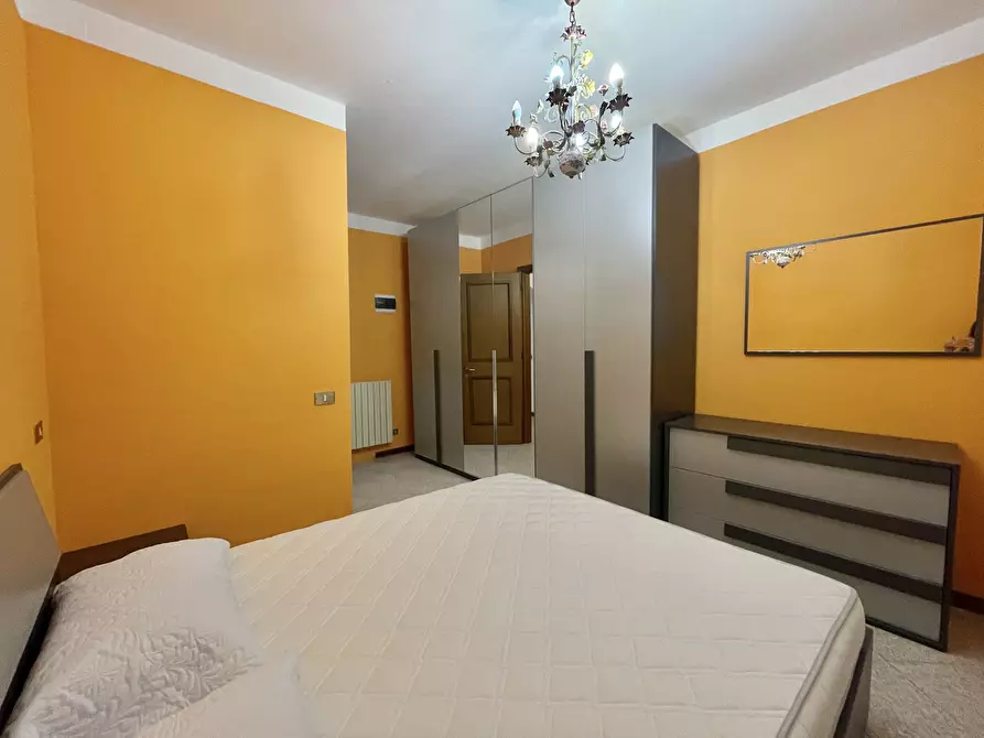 Immagine 13 di Porzione di casa in vendita  a Pietrasanta