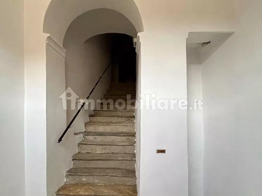 Immagine 2 di Bilocale in affitto  a Massa