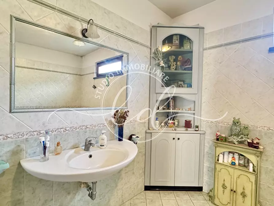 Immagine 53 di Casa indipendente in vendita  a Massarosa