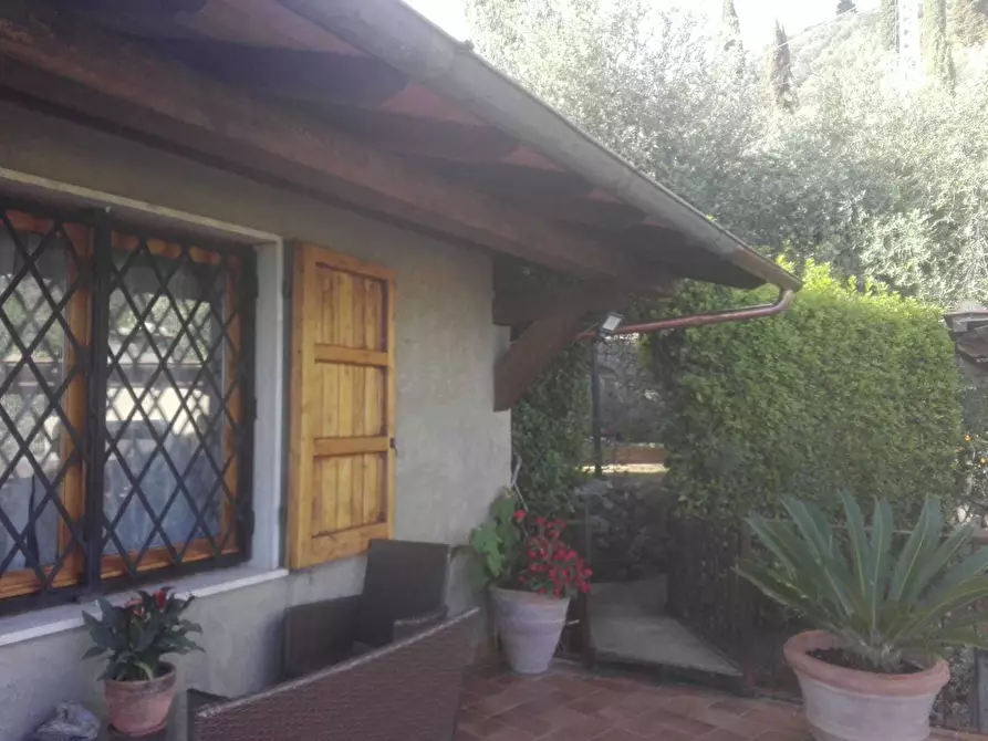 Immagine 11 di Casa indipendente in affitto  a Pietrasanta