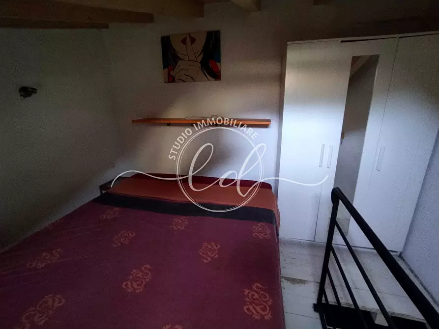 Immagine 27 di Porzione di casa in vendita  a Camaiore