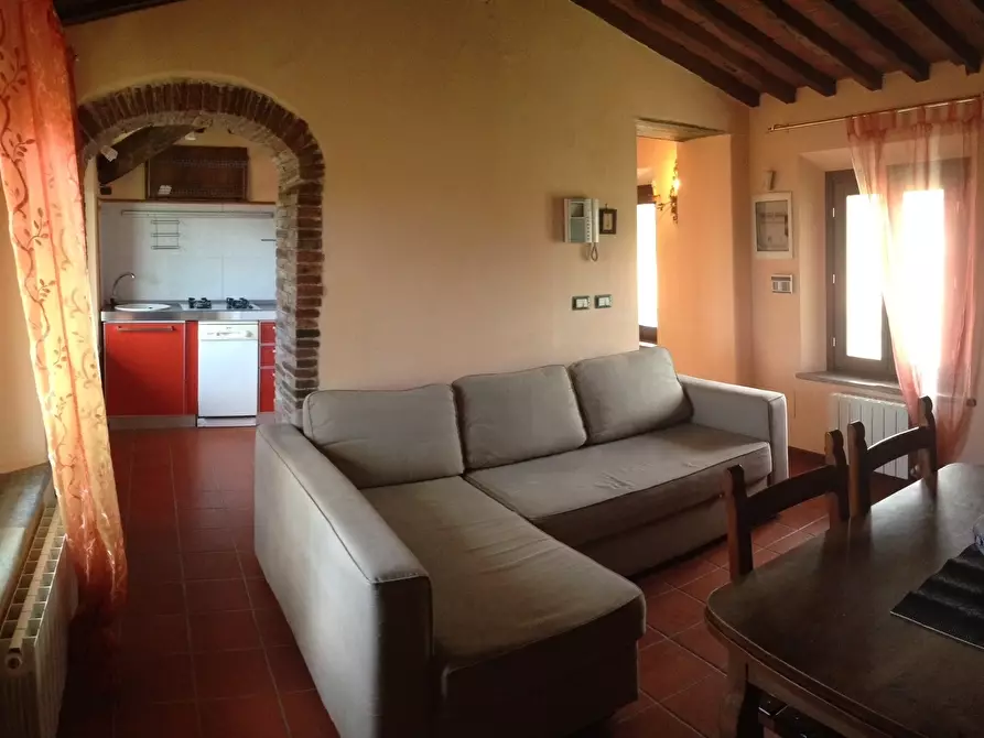 Immagine 41 di Rustico / casale in vendita  a Camaiore