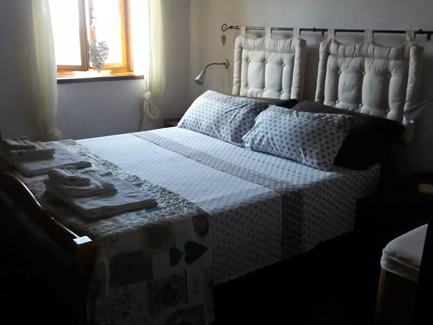 Immagine 29 di Porzione di casa in vendita  a Pietrasanta