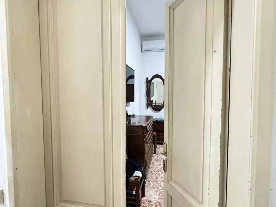 Immagine 40 di Porzione di casa in vendita  a Pietrasanta