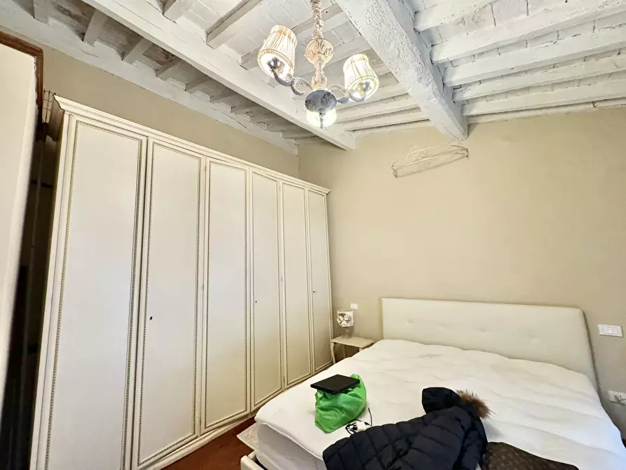 Immagine 10 di Quadrilocale in vendita  a Seravezza