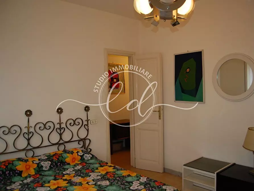 Immagine 14 di Pentalocale in affitto  a Camaiore