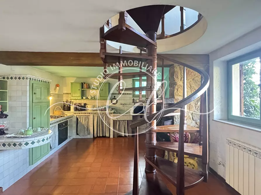 Immagine 75 di Casa indipendente in vendita  a Massarosa