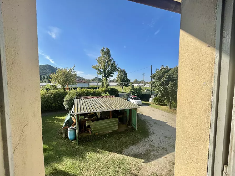 Immagine 28 di Rustico / casale in vendita  a Camaiore