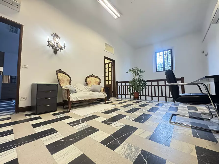 Immagine 69 di Rustico / casale in affitto  a Pietrasanta