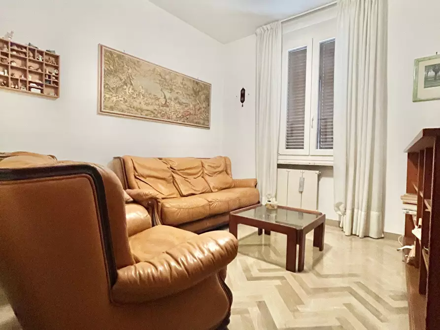 Immagine 12 di Quadrilocale in vendita  a Seravezza