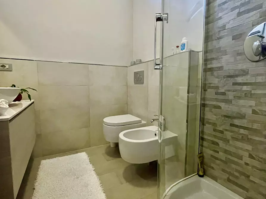 Immagine 21 di Porzione di casa in affitto  a Pietrasanta