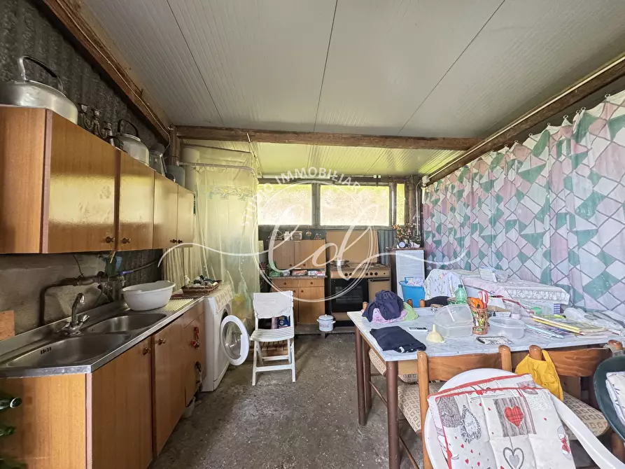 Immagine 55 di Porzione di casa in vendita  a Pietrasanta