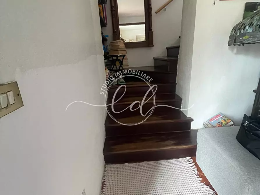 Immagine 28 di Porzione di casa in vendita  a Carrara