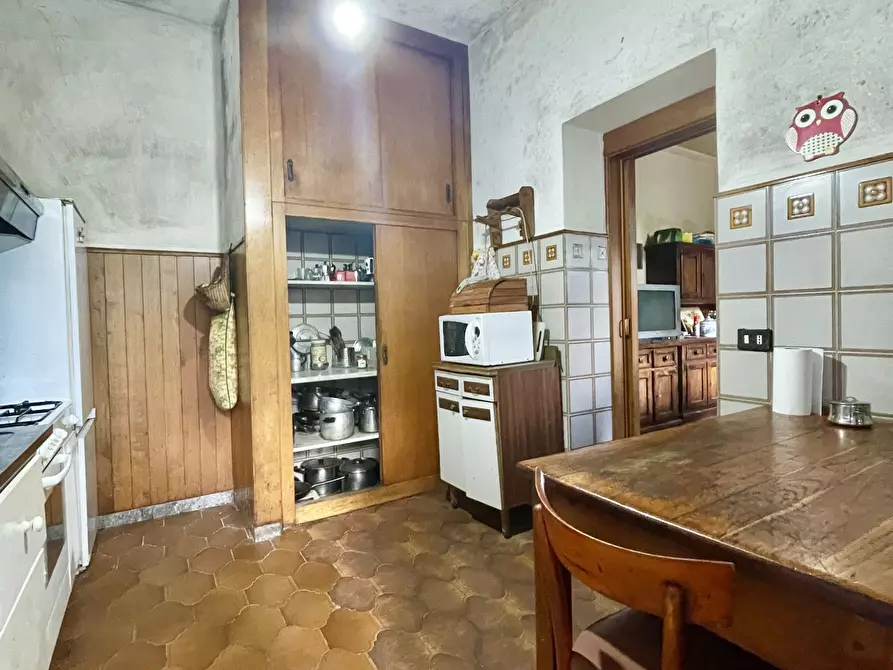 Immagine 13 di Casa indipendente in vendita  a Camaiore