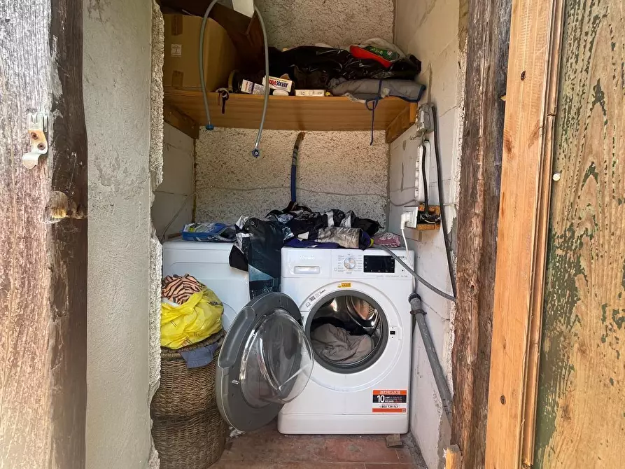 Immagine 50 di Casa indipendente in vendita  a Camaiore