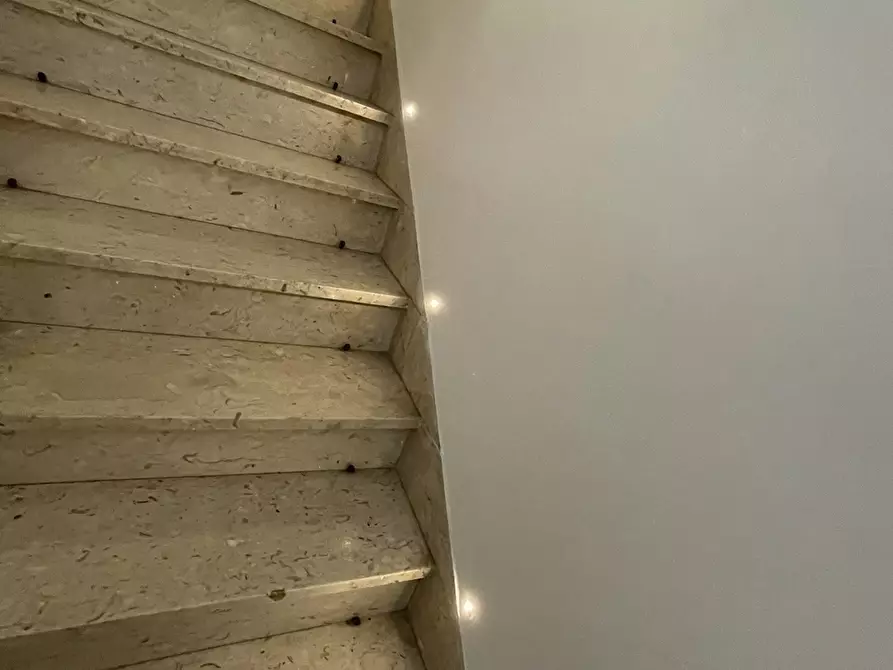 Immagine 27 di Porzione di casa in affitto  a Pietrasanta