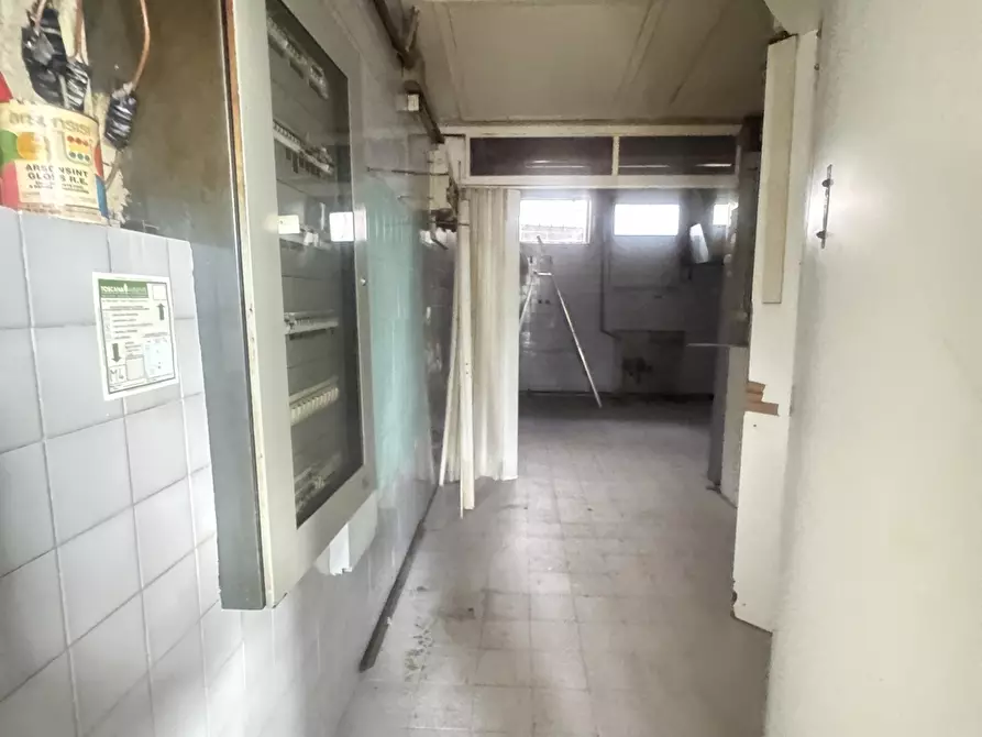 Immagine 22 di Bar / Ristorante in affitto  a Pietrasanta