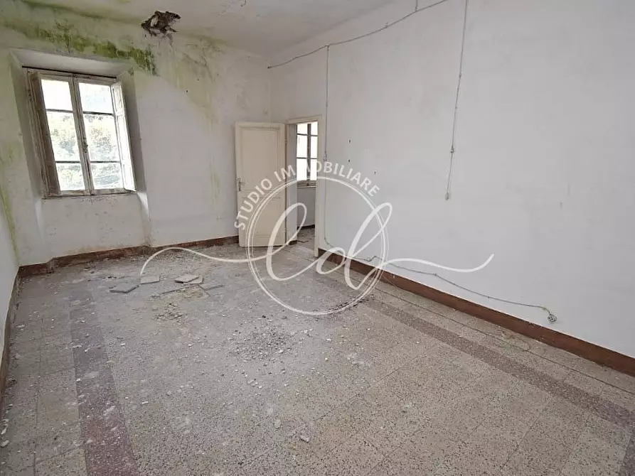 Immagine 19 di Casa indipendente in vendita  a Pietrasanta