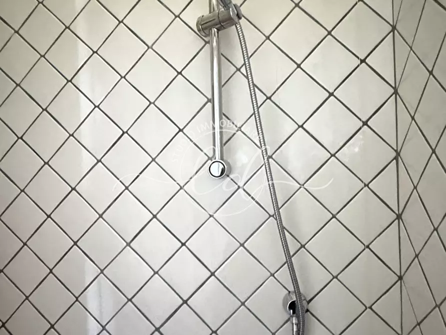 Immagine 60 di Casa indipendente in vendita  a Massarosa