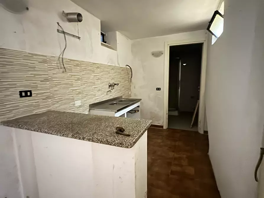 Immagine 44 di Porzione di casa in vendita  a Pietrasanta