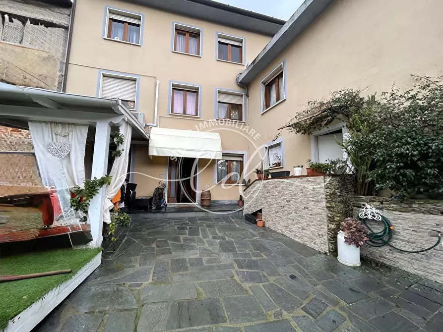 Immagine 43 di Terratetto in vendita  a Camaiore