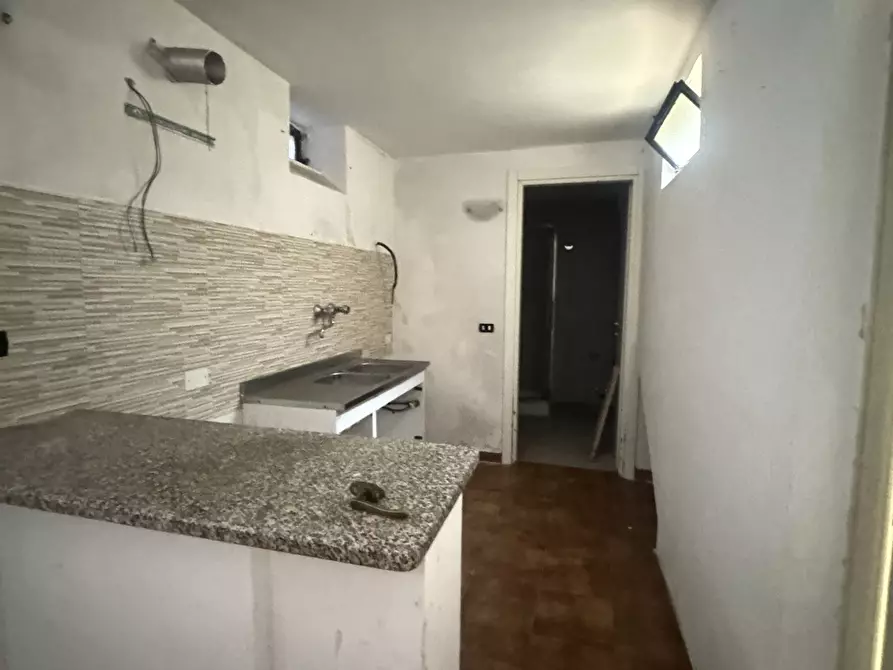 Immagine 49 di Porzione di casa in vendita  a Pietrasanta