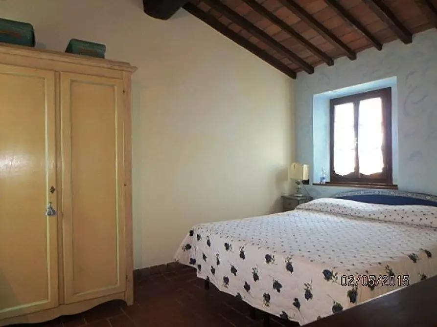 Immagine 11 di Porzione di casa in vendita  a Seravezza