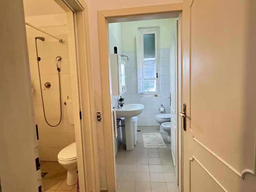 Immagine 31 di Porzione di casa in vendita  a Pietrasanta