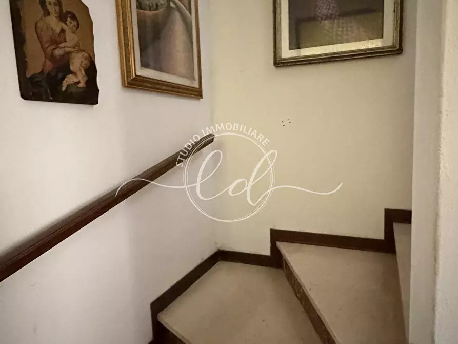 Immagine 42 di Porzione di casa in vendita  a Seravezza