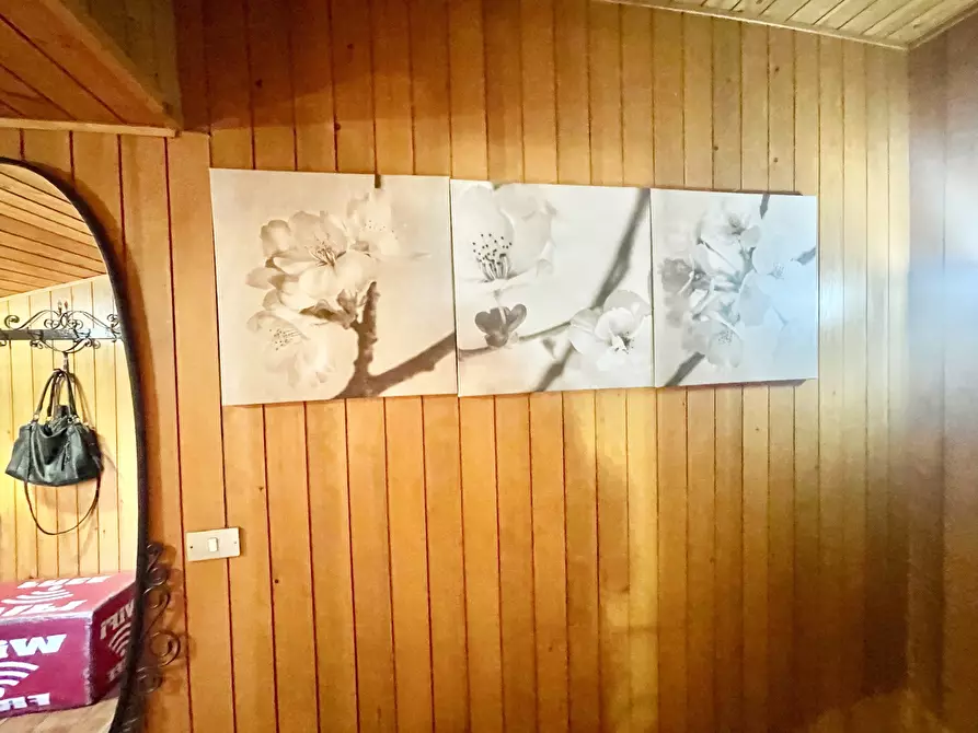 Immagine 43 di Porzione di casa in vendita  a Massarosa