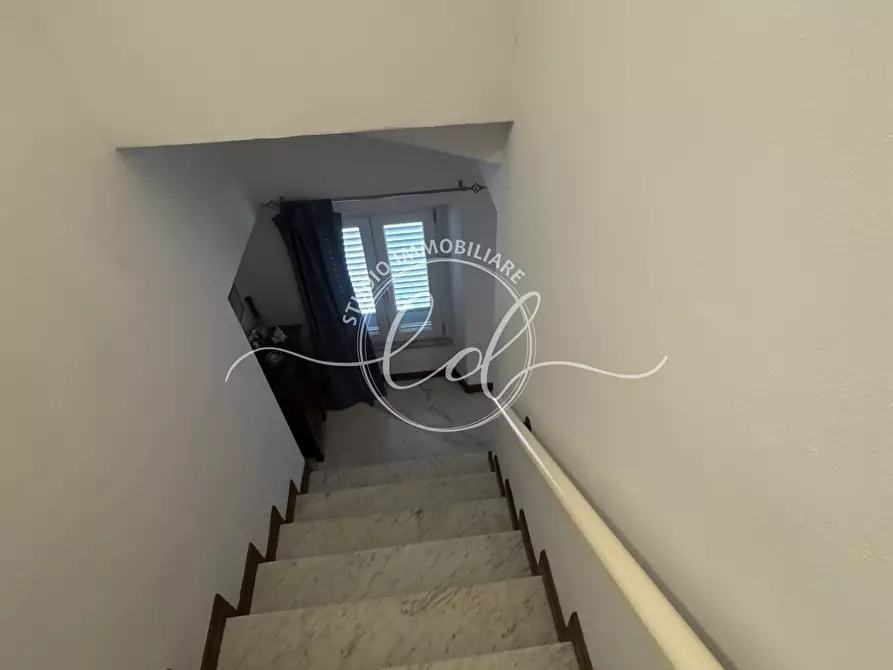 Immagine 75 di Terratetto in vendita  a Seravezza