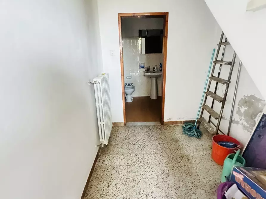 Immagine 13 di Porzione di casa in vendita  a Seravezza