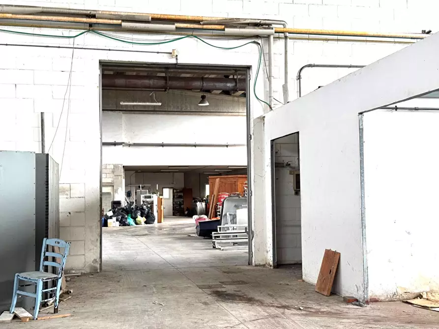 Immagine 7 di Attività artigianale in vendita  in Via ASI 7 15 a Ferentino