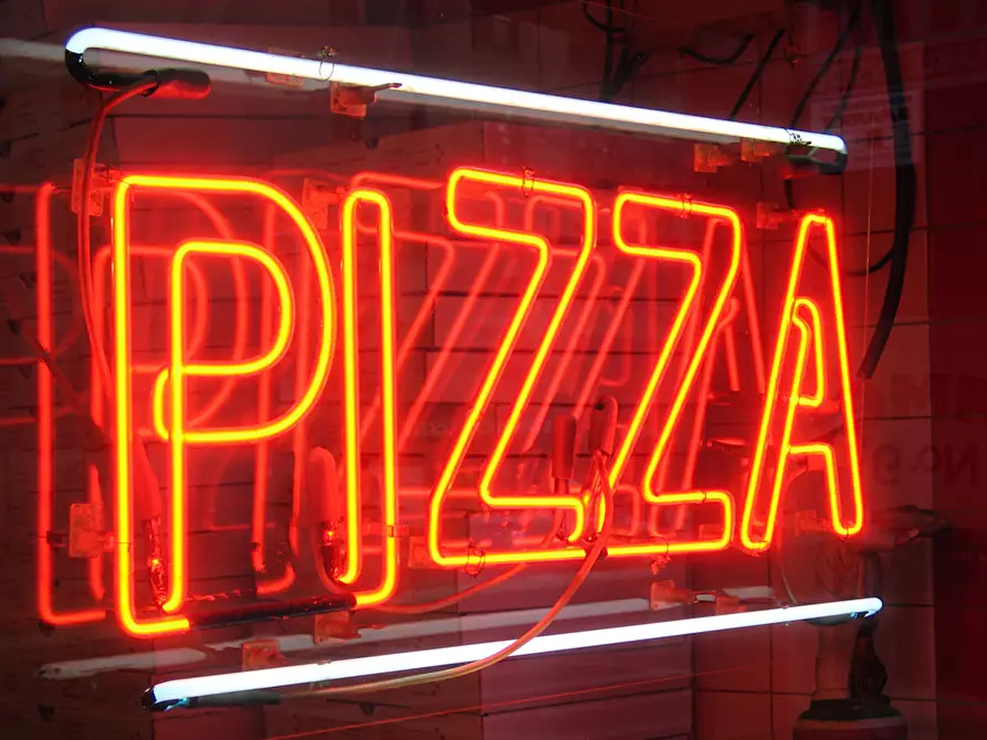 Immagine 3 di Pizzeria / Pub in vendita  a Anagni