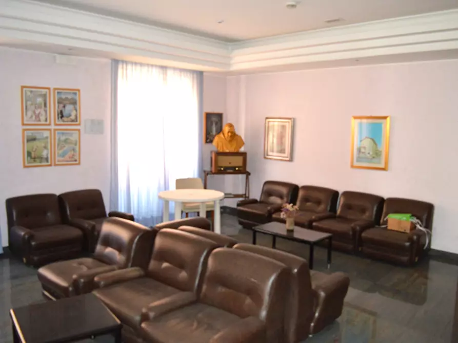 Immagine 10 di Locale commerciale in vendita  in Via Vallicelle a Fiuggi