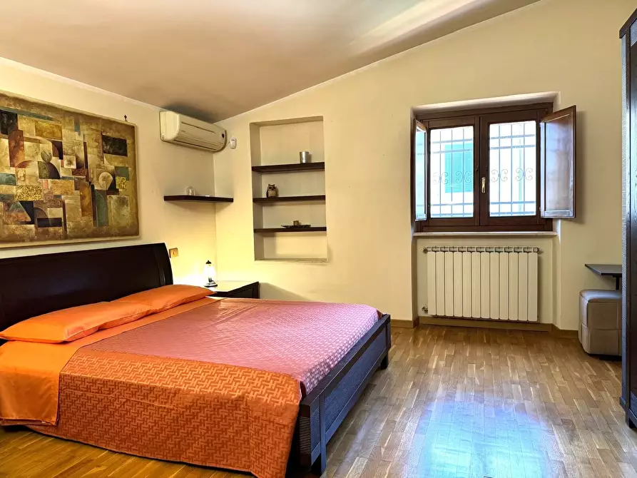 Immagine 25 di Casa indipendente in vendita  a Frosinone