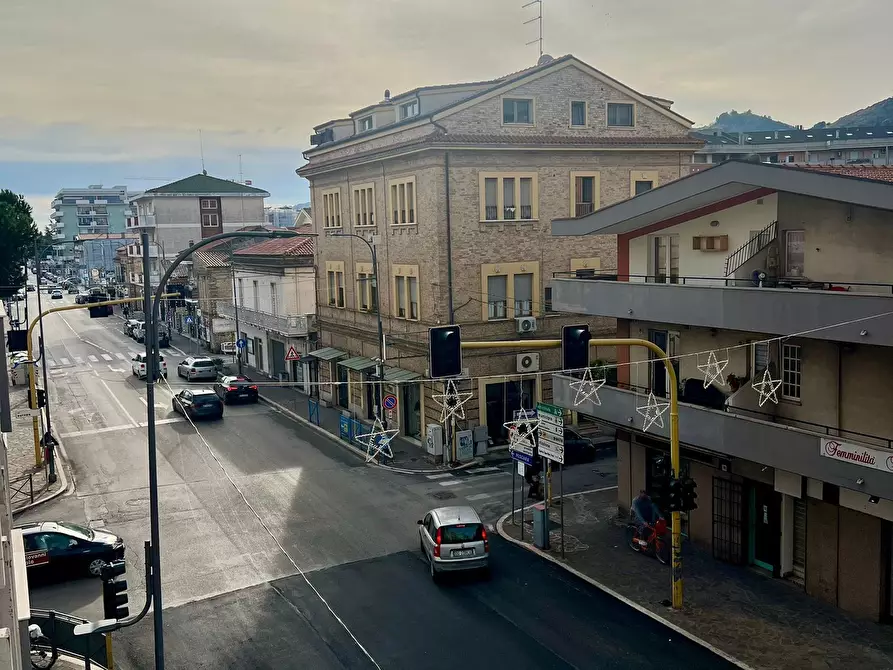 Immagine 25 di Quadrilocale in vendita  in Corso Umberto I 215 a Montesilvano