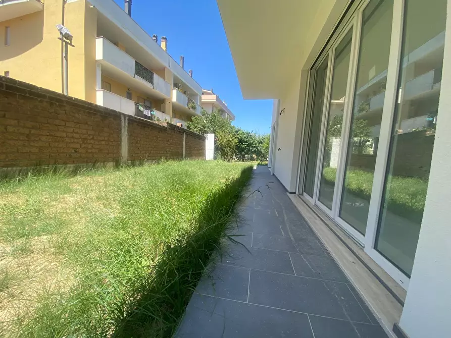 Immagine 6 di Villa in vendita  in Via Ugo Foscolo 37 a Montesilvano