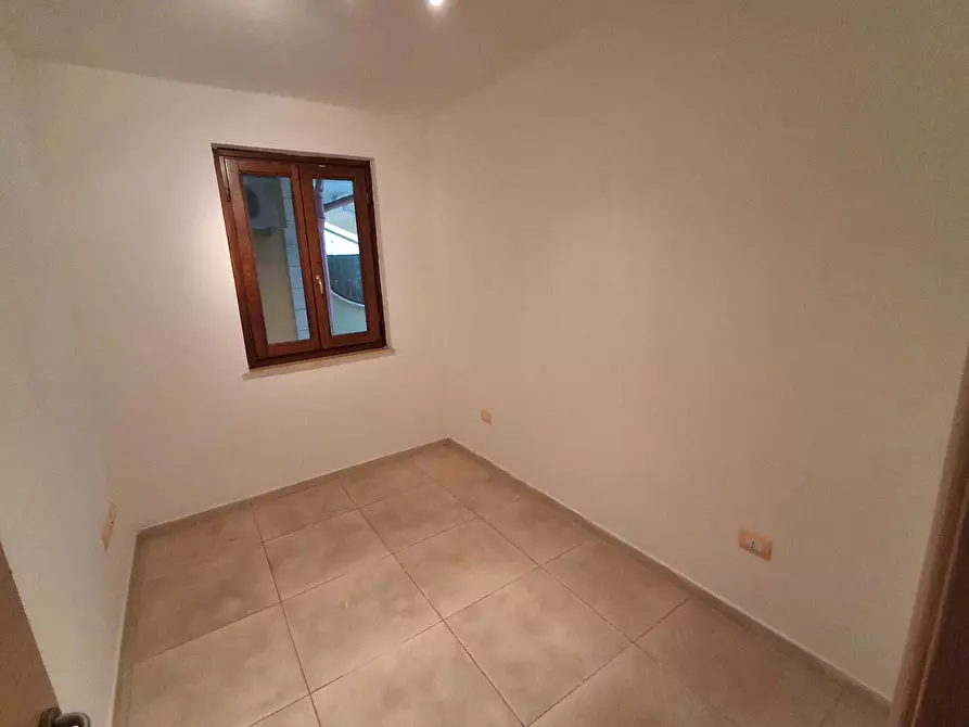 Immagine 26 di Trilocale in vendita  in via nicolo paganini a Guidonia Montecelio