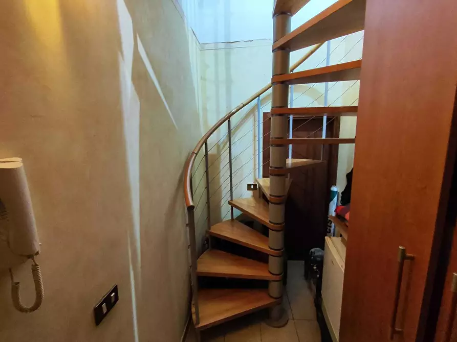 Immagine 23 di Trilocale in vendita  in Via Daniele Manin 3 a Guidonia Montecelio