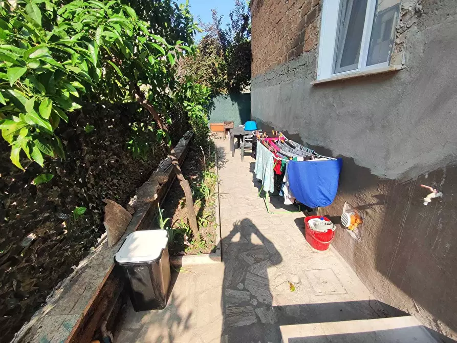 Immagine 41 di Quadrilocale in vendita  in Via Guglielmo Oberdan 35 a Guidonia Montecelio